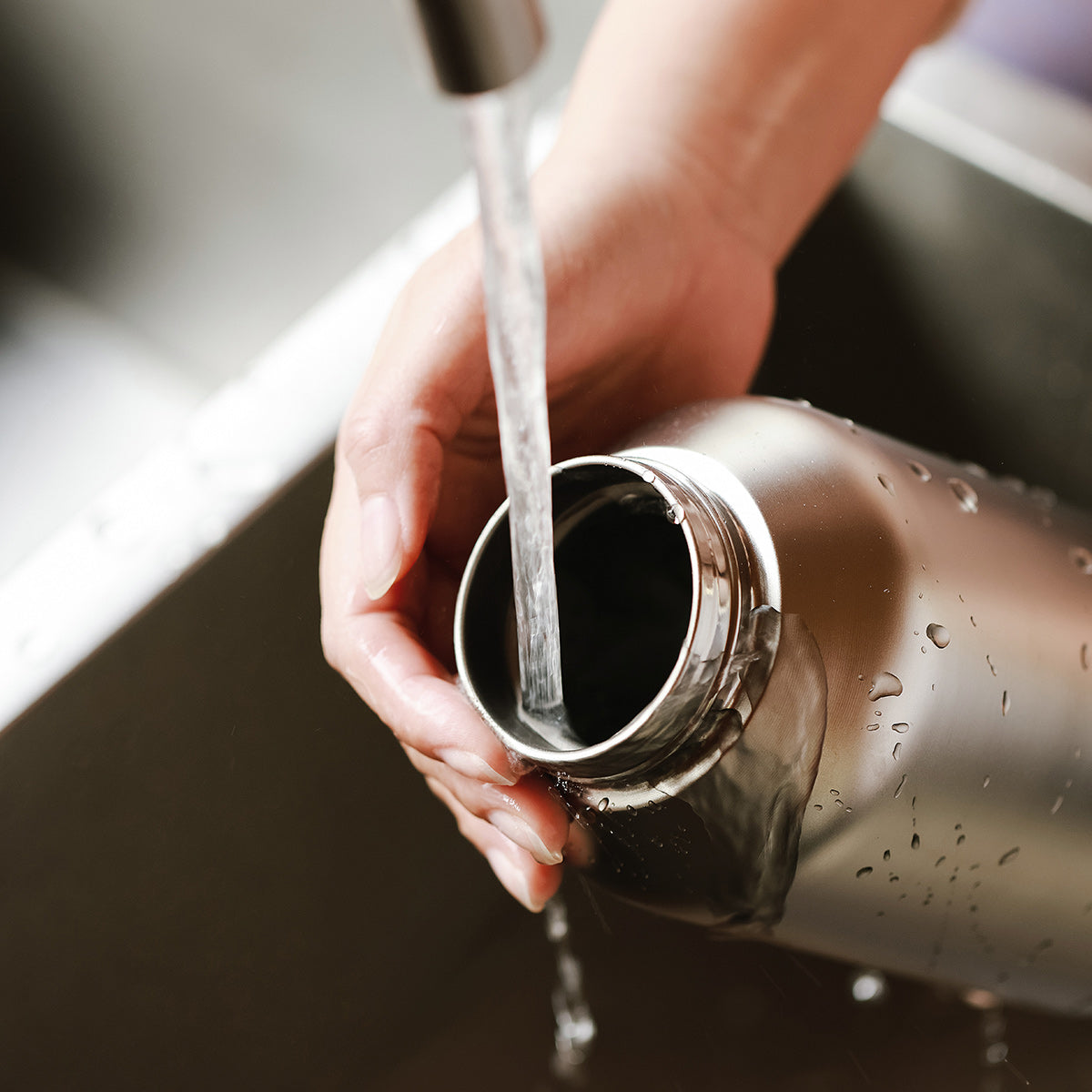 KEITH Titanium Ti31105 Titanium Vacuum Bottle