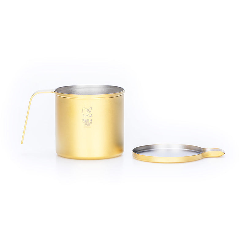 Keith Titanium Ti3261 gilt gold colorful cup 2.0 with detached lid on a white background