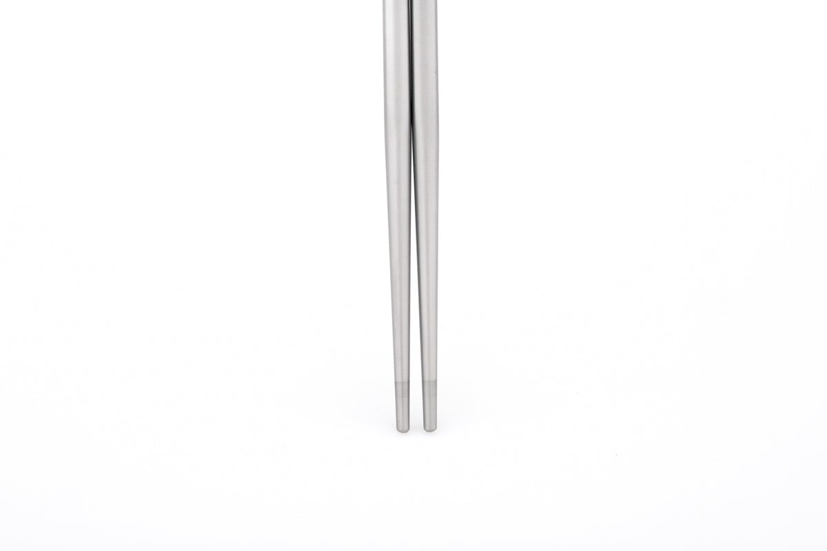 KEITH Titanium Ti5625携帯用丸ハンドル箸の下端の先端部クローズアップ