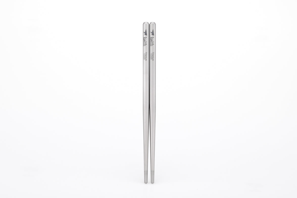 Keith Titanium Ti5626 portable chopsticks shown vertically on a white background