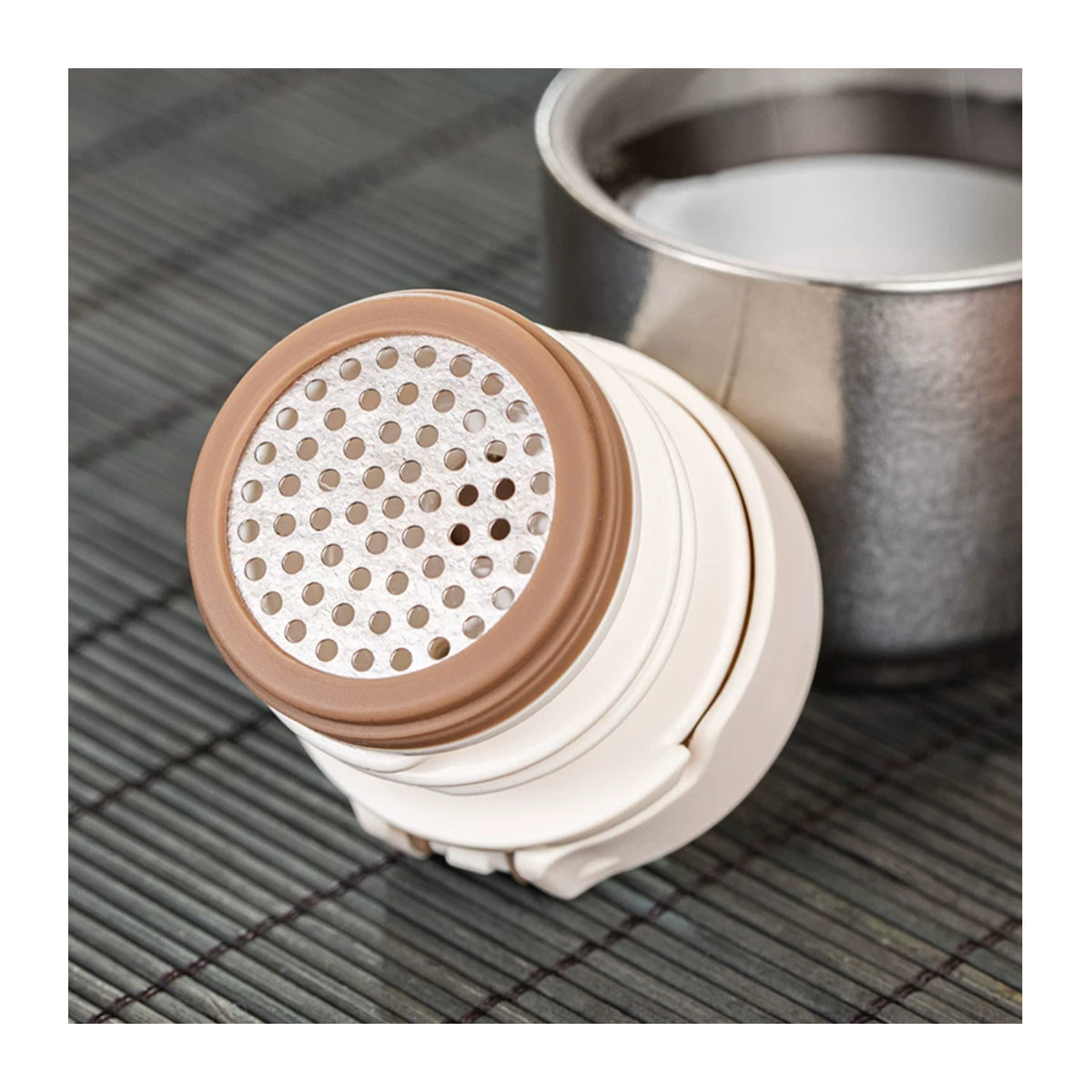 KEITH チタン製真空断熱ボトル 茶こし付き 430mL / 14.5 fl oz - Ti3107